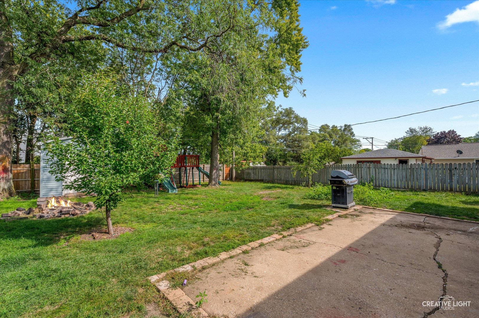 1563 Cambridge Avenue, Aurora, IL 60506