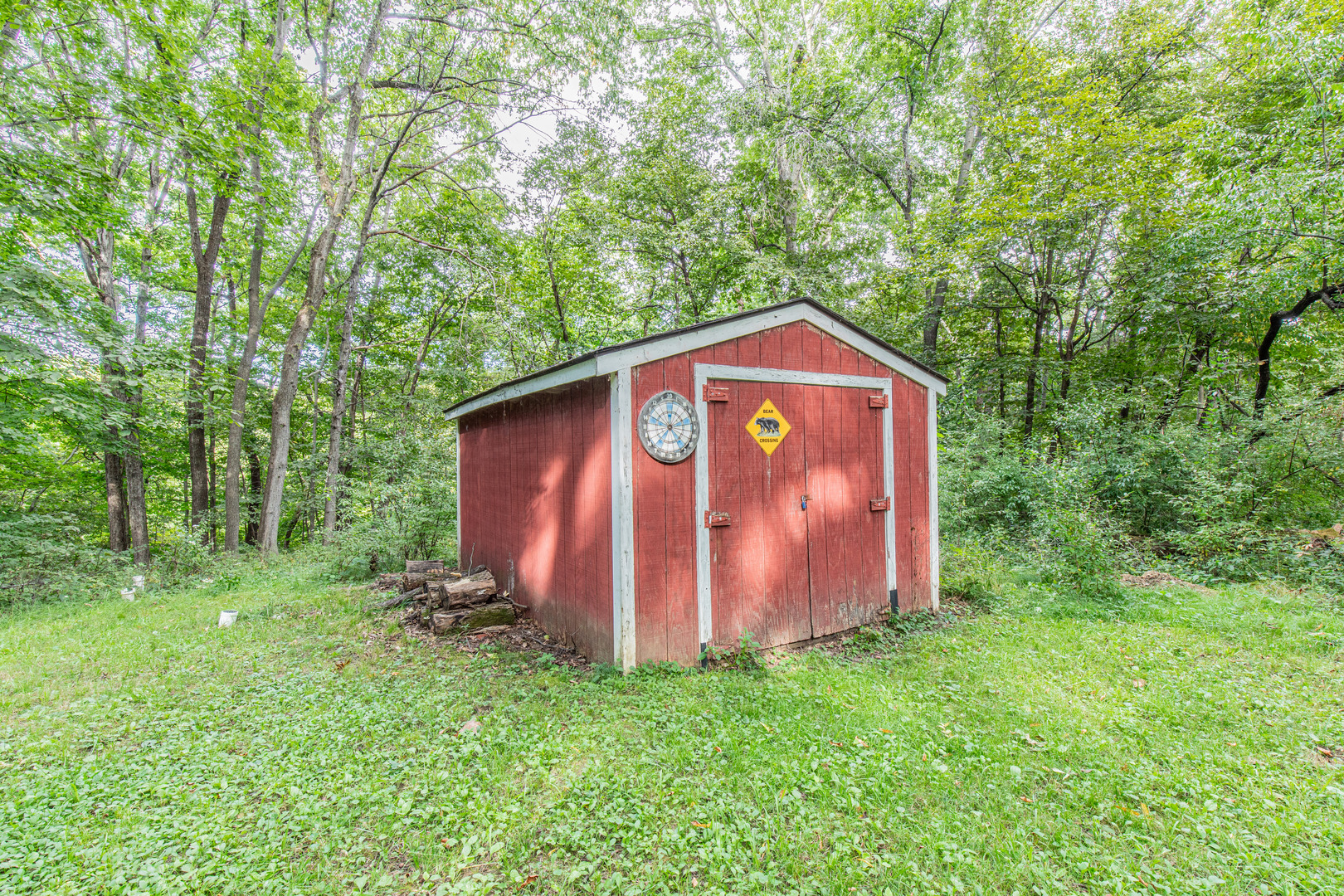 19 Navajo Court, Putnam, IL 61560