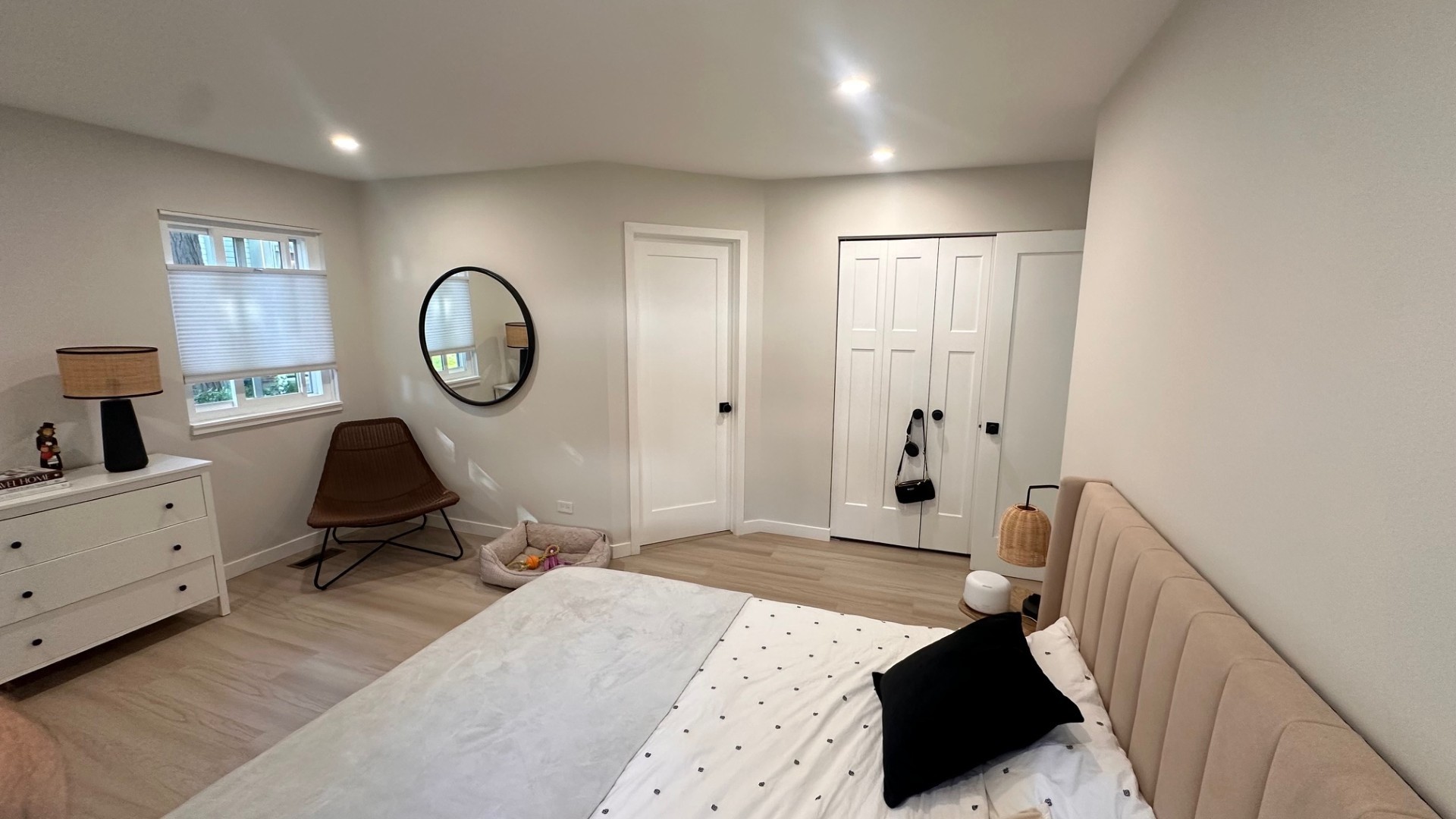 1301 Timberwood Court #D1, Schaumburg, IL 60193