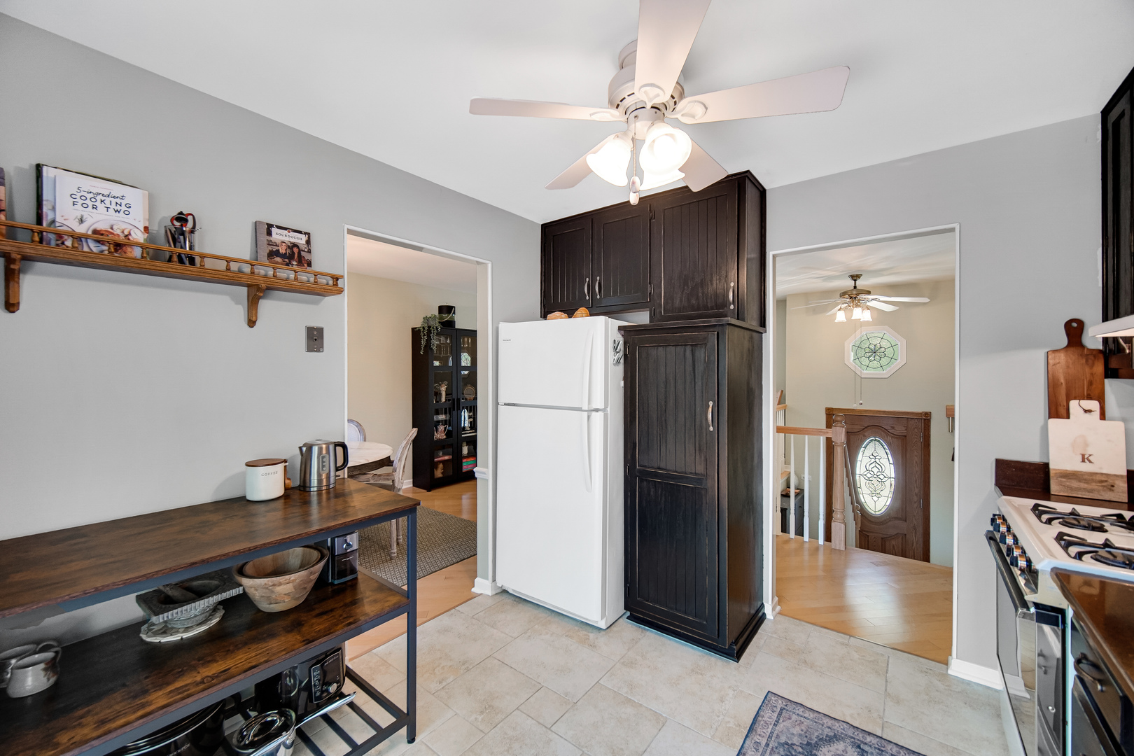 112 S ORCHARD Drive, Bolingbrook, IL 60440
