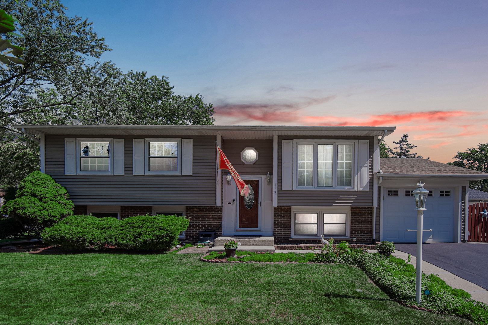 112 S ORCHARD Drive, Bolingbrook, IL 60440