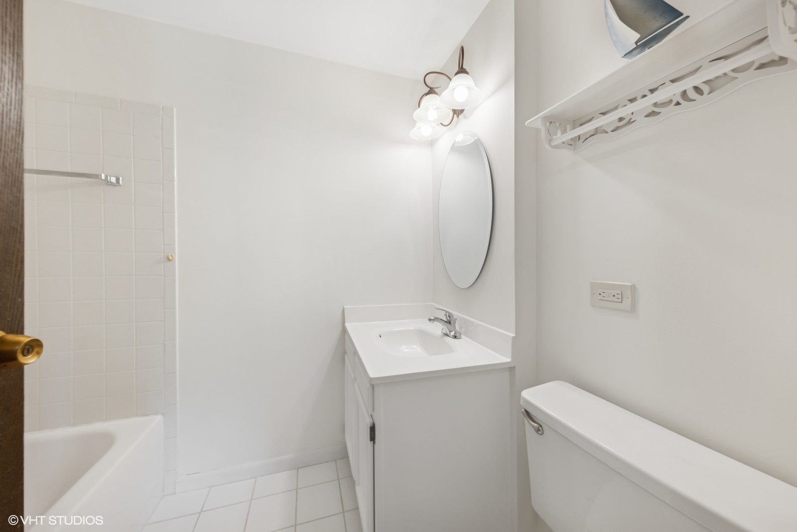 5400 Walnut Avenue #214, Downers Grove, IL 60515