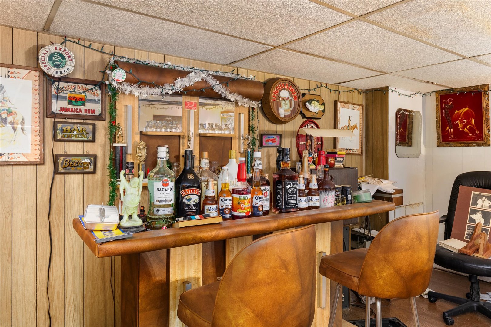 905 N Harding Avenue, Chicago, IL 60651