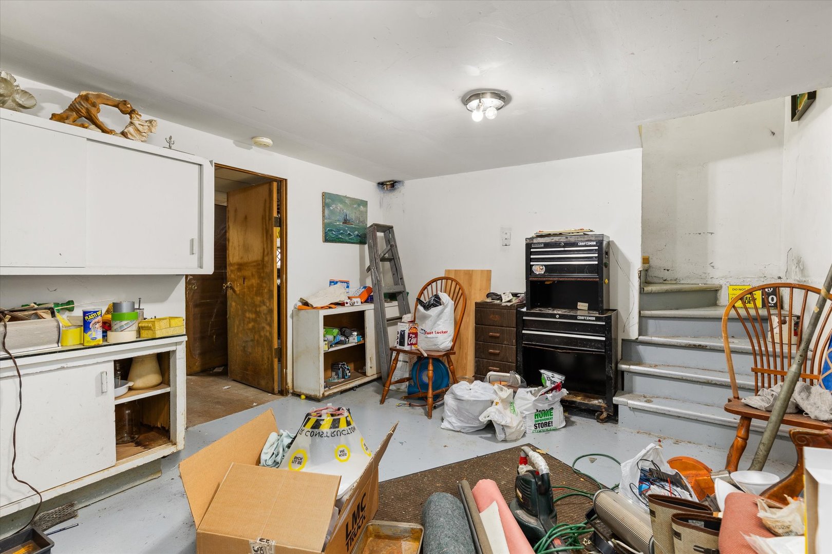 905 N Harding Avenue, Chicago, IL 60651