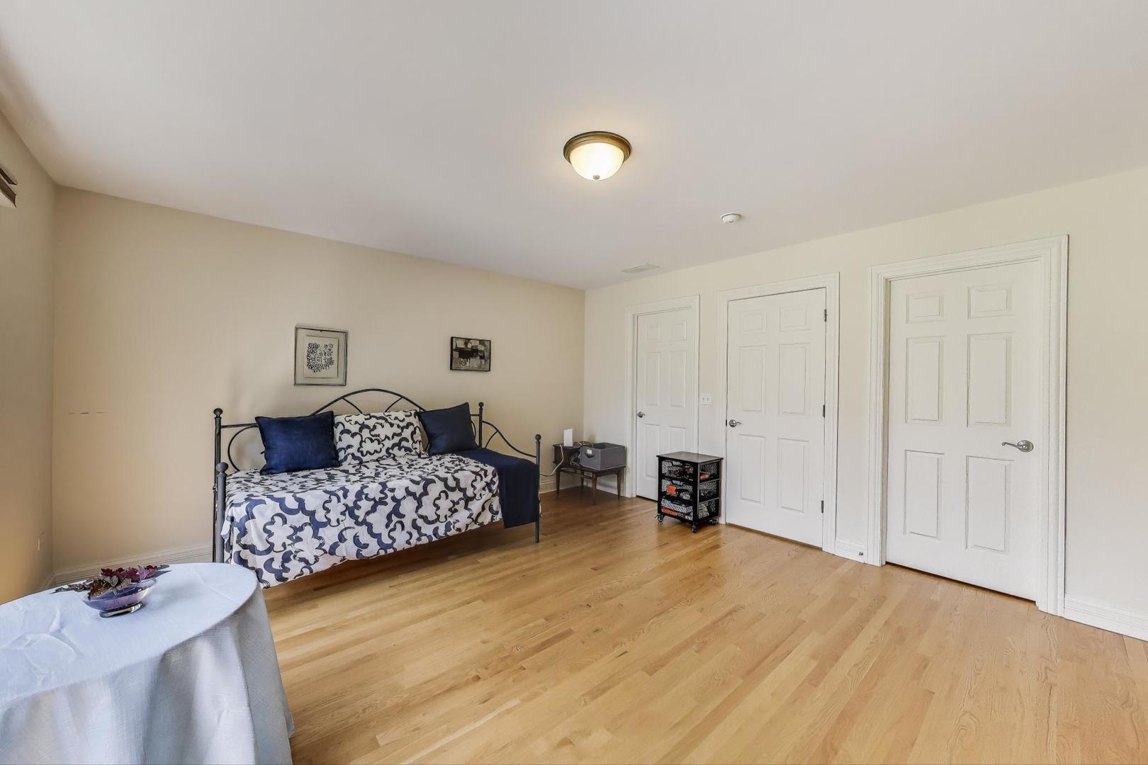3123 Thorne Hill Court #11, Lisle, IL 60532