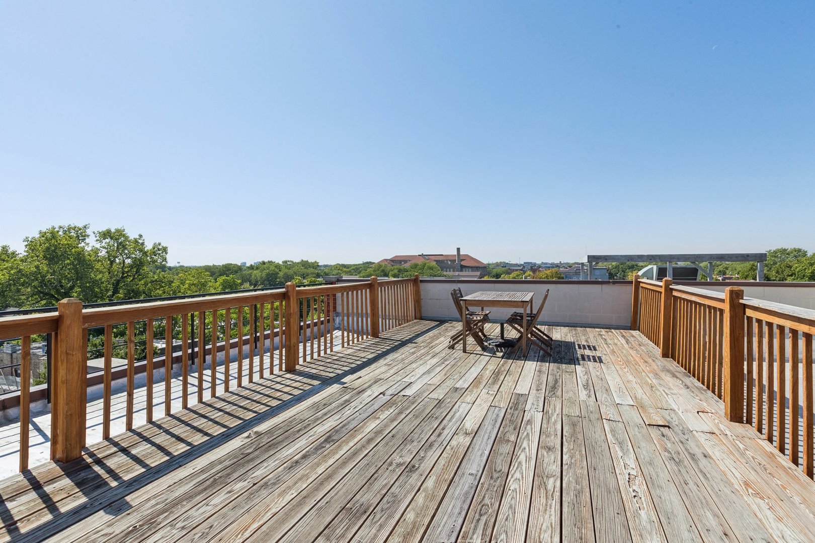 1738 W Belmont Avenue #1R, Chicago, IL 60657