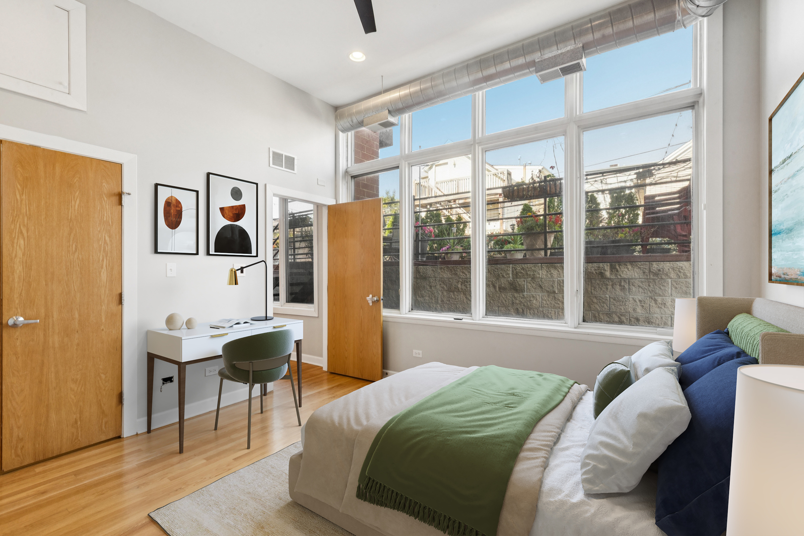 1738 W Belmont Avenue #1R, Chicago, IL 60657