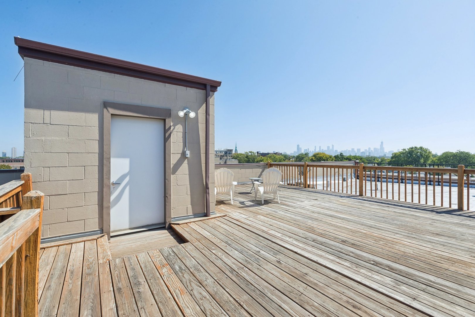 1738 W Belmont Avenue #1R, Chicago, IL 60657