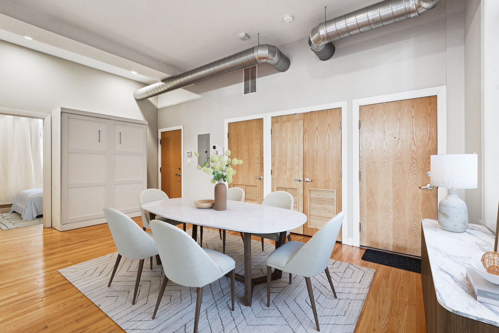 1738 W Belmont Avenue #1R, Chicago, IL 60657