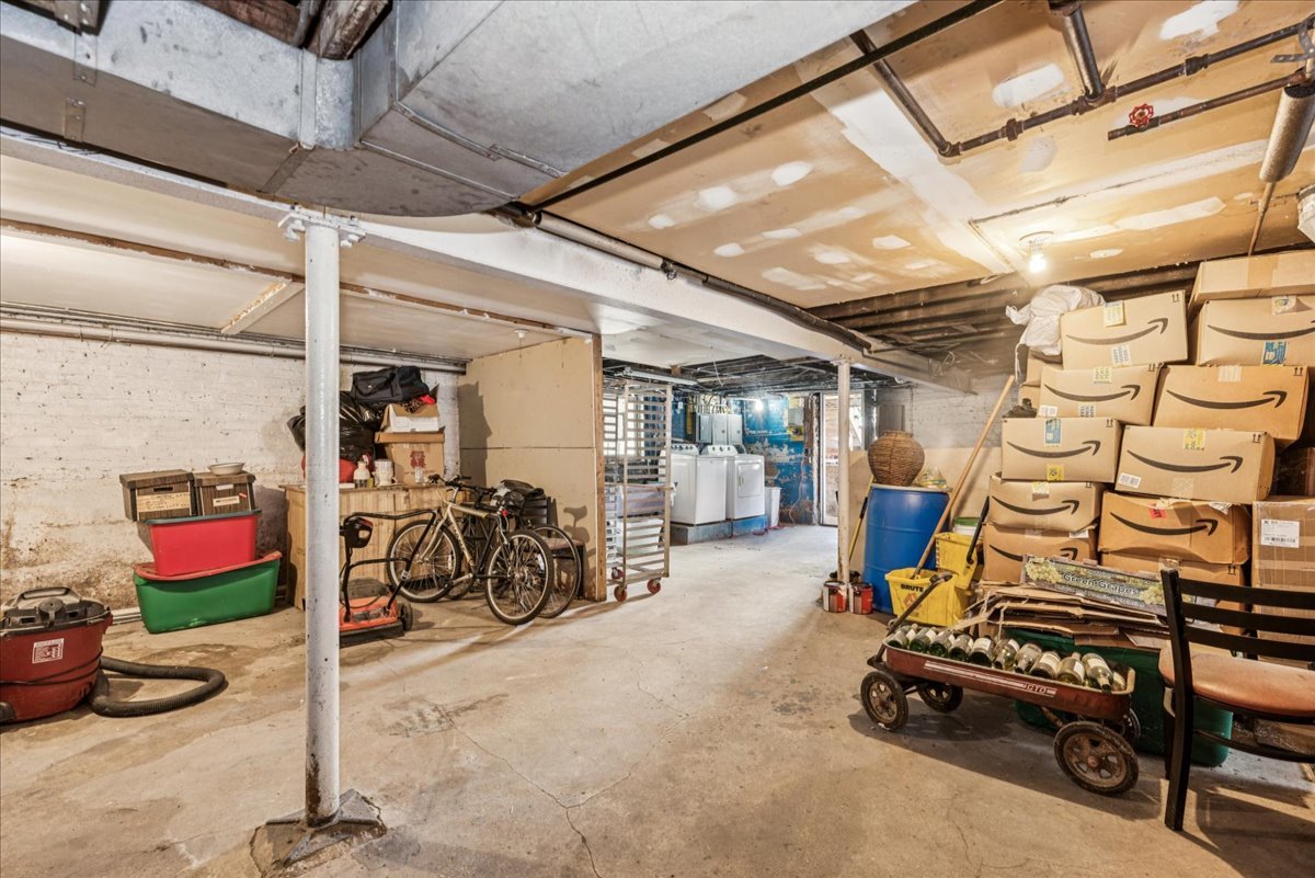 2542 E 73rd Street, Chicago, IL 60649