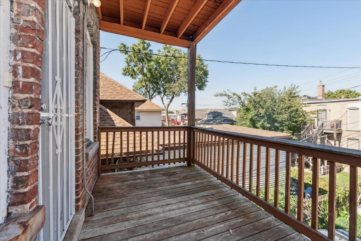 2542 E 73rd Street, Chicago, IL 60649