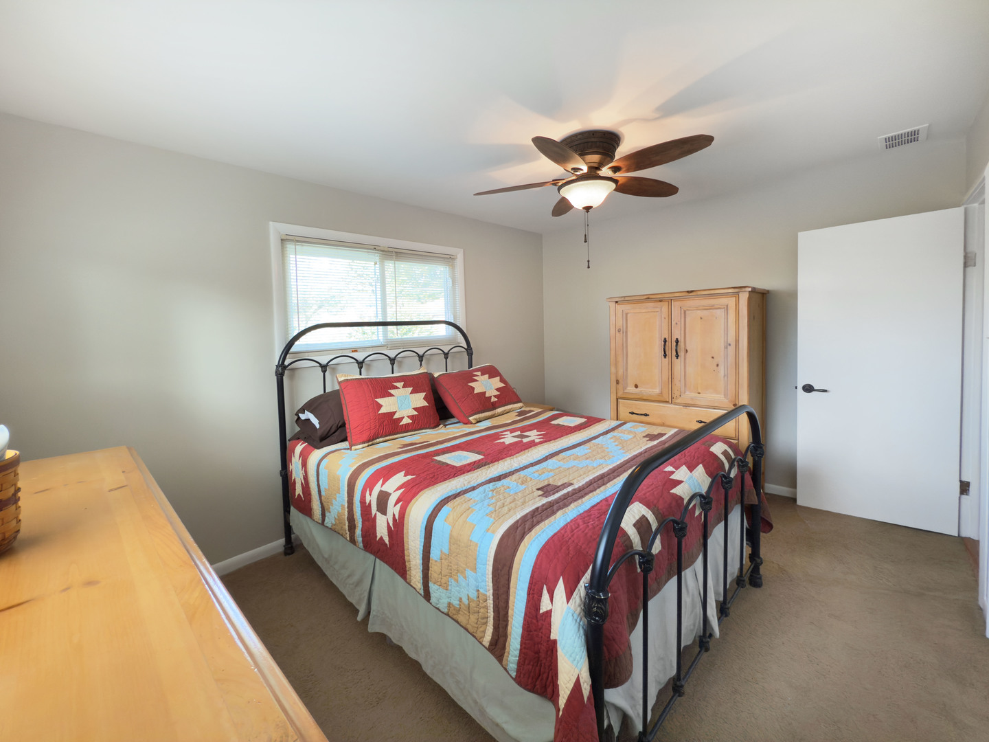 354 N 3rd Avenue, Villa Park, IL 60181