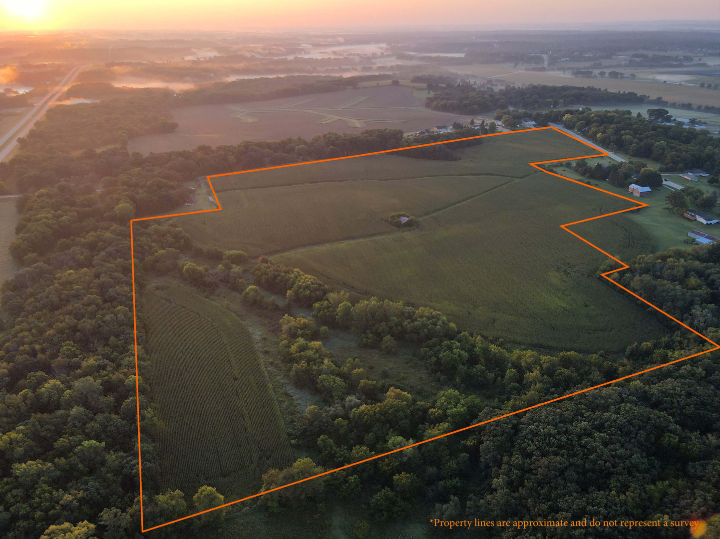 000 US BUSINESS 20 W Highway, Freeport, IL 61032