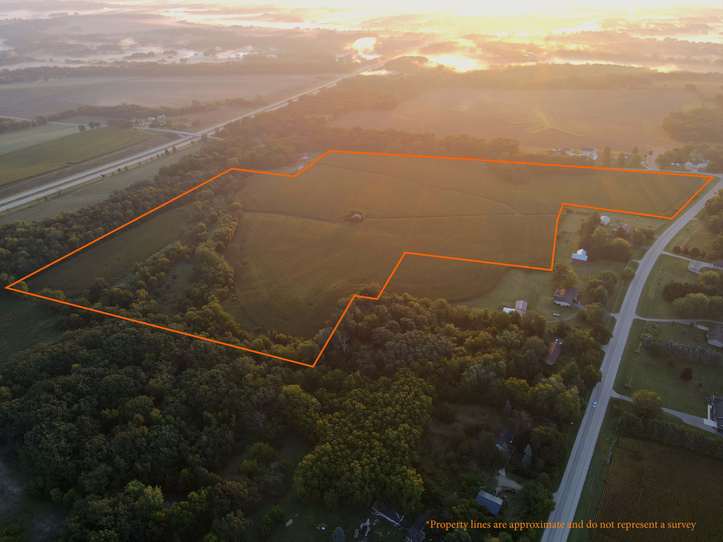000 US BUSINESS 20 W Highway, Freeport, IL 61032