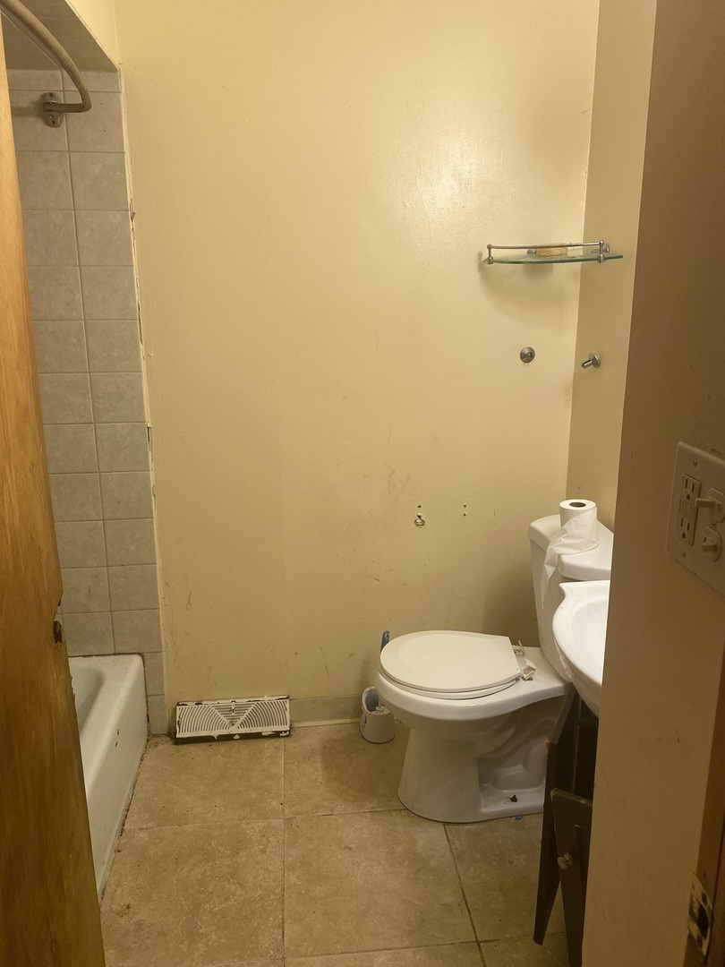 1116 W 87th Street #A, Chicago, IL 60620