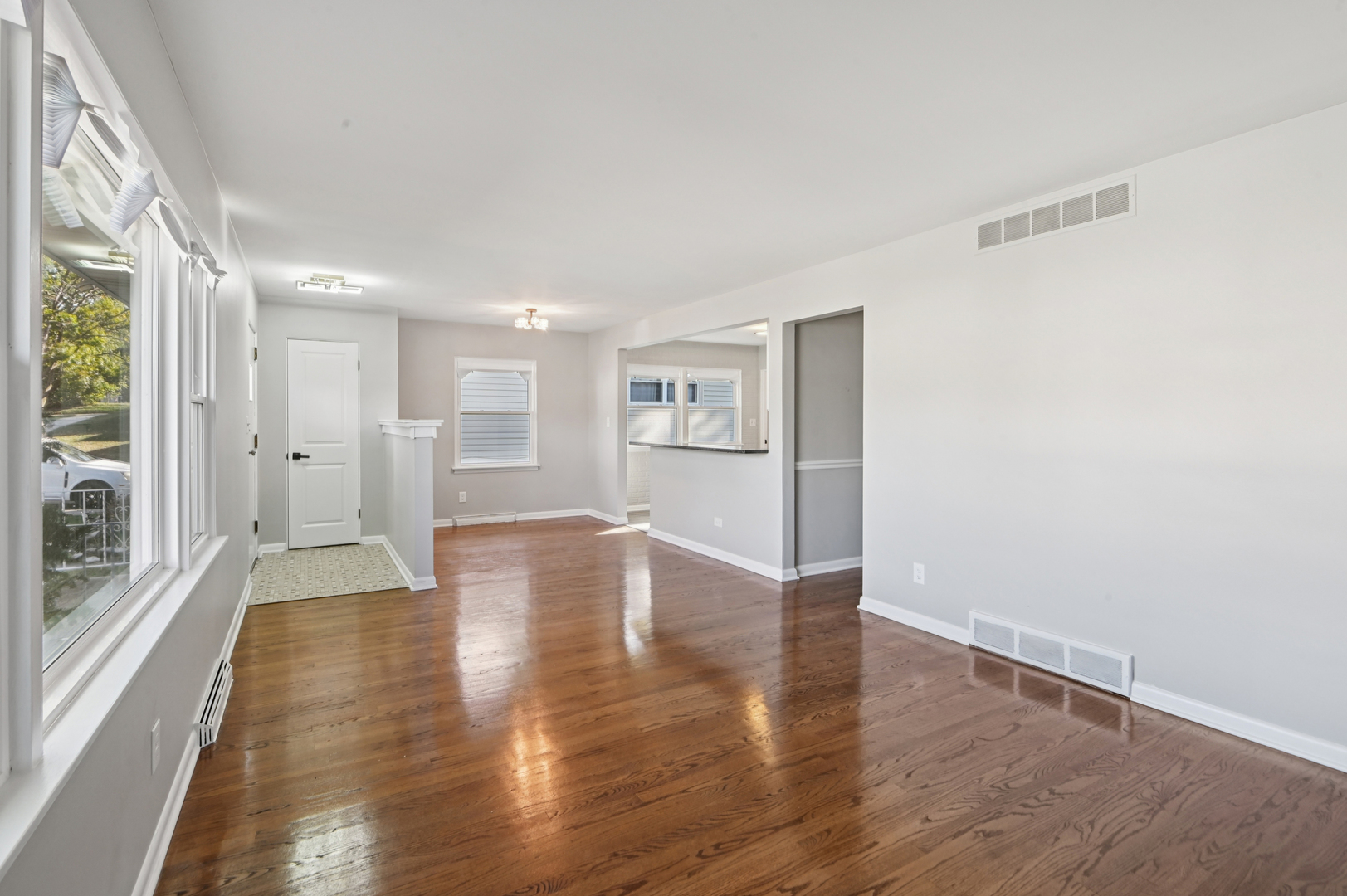 18036 Oakley Avenue, Lansing, IL 60438