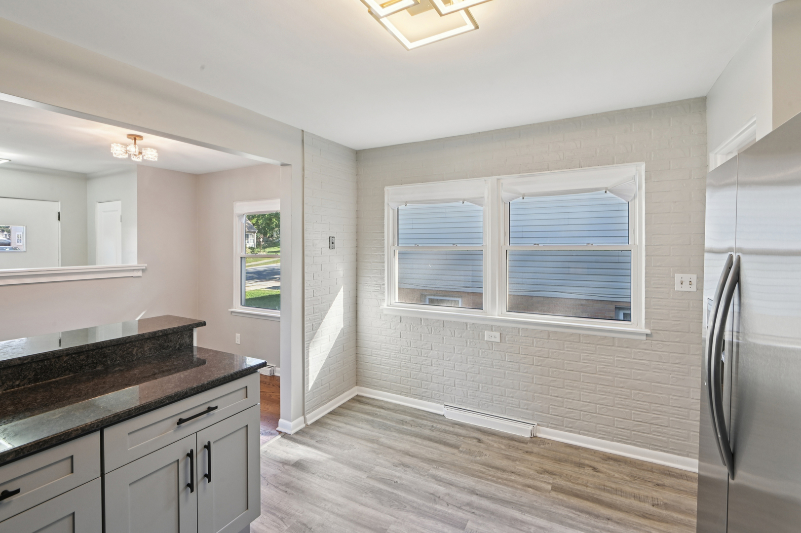 18036 Oakley Avenue, Lansing, IL 60438