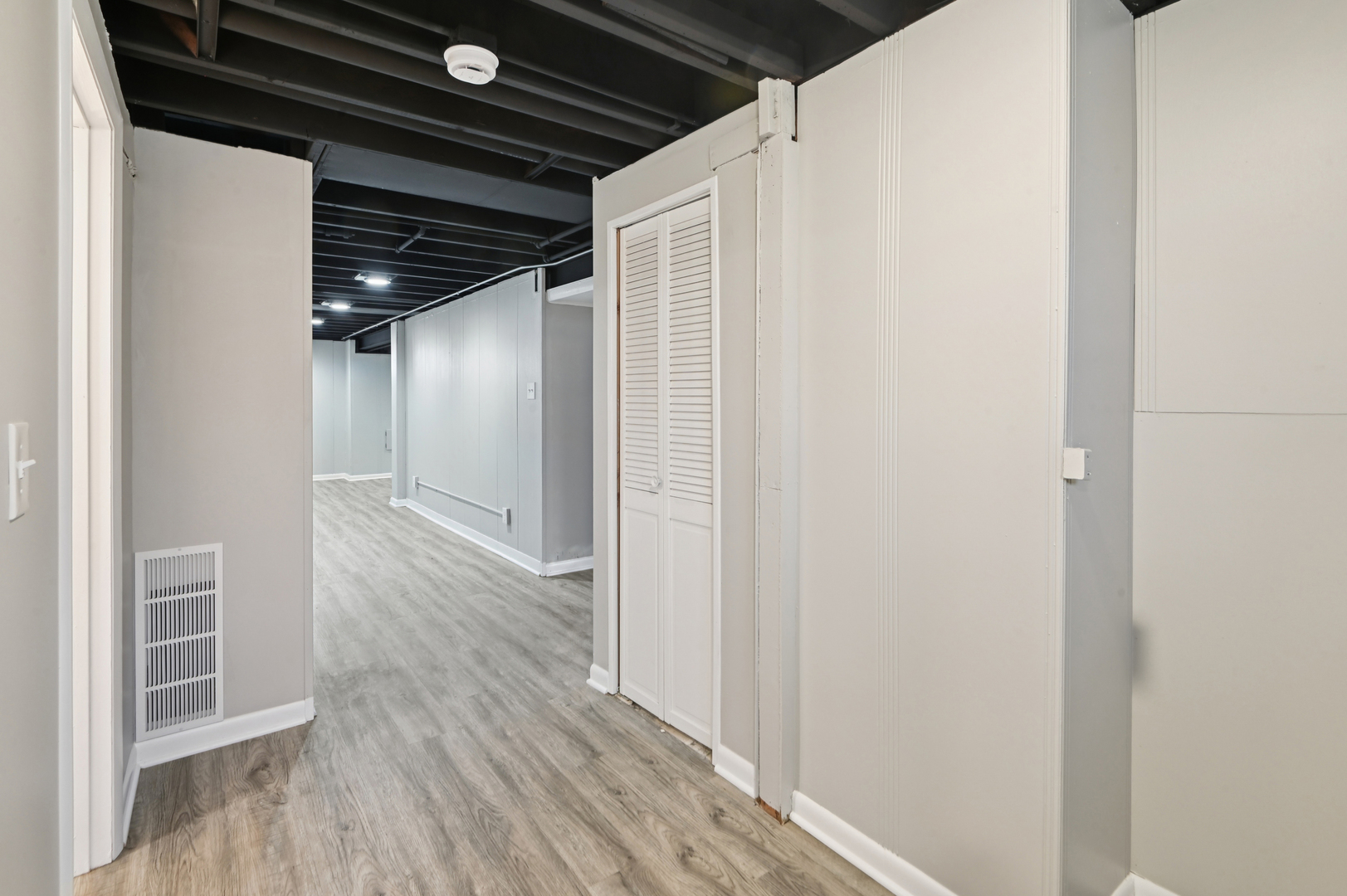 18036 Oakley Avenue, Lansing, IL 60438