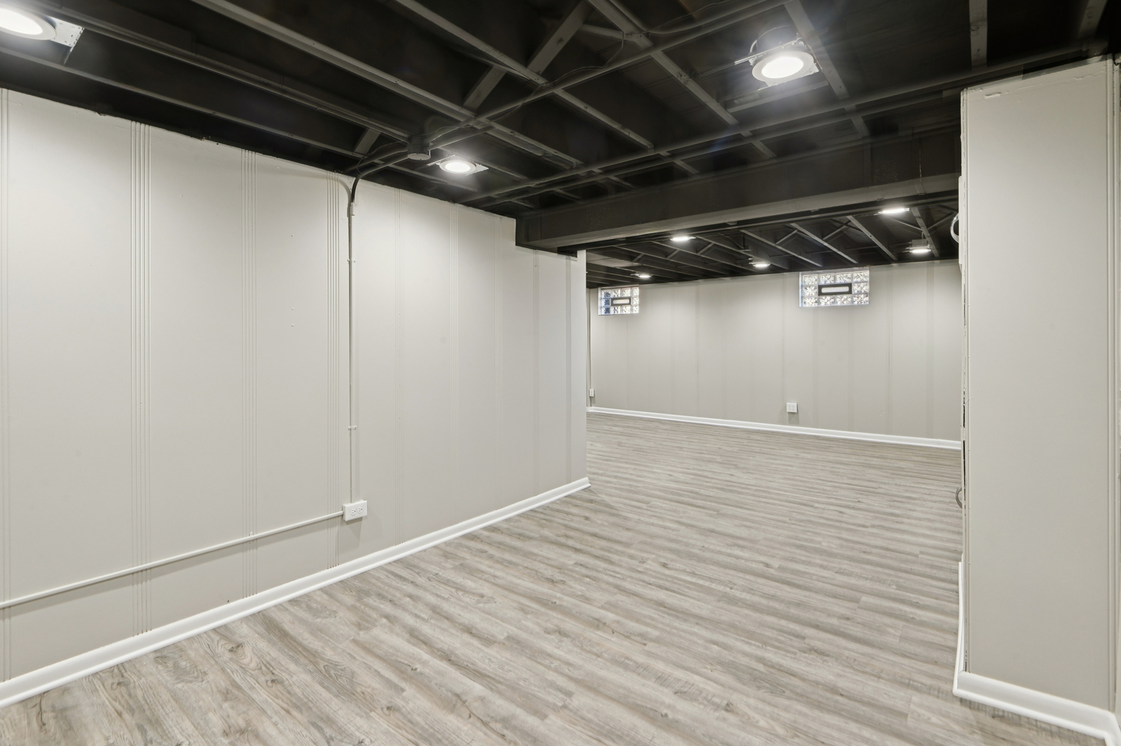 18036 Oakley Avenue, Lansing, IL 60438