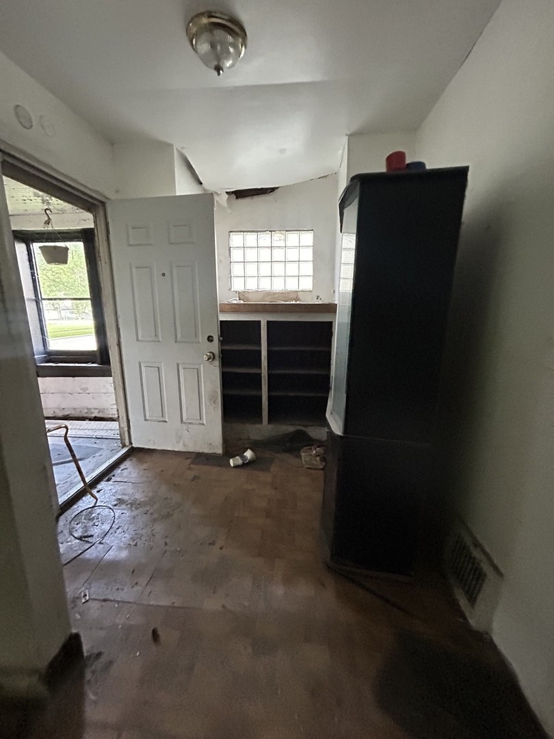 10217 S Wallace Street, Chicago, IL 60628