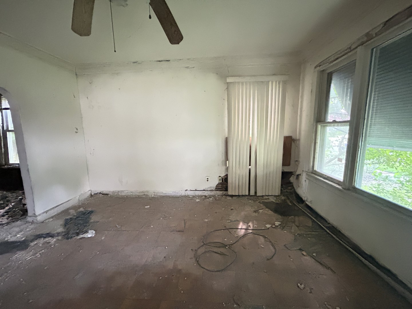 10217 S Wallace Street, Chicago, IL 60628