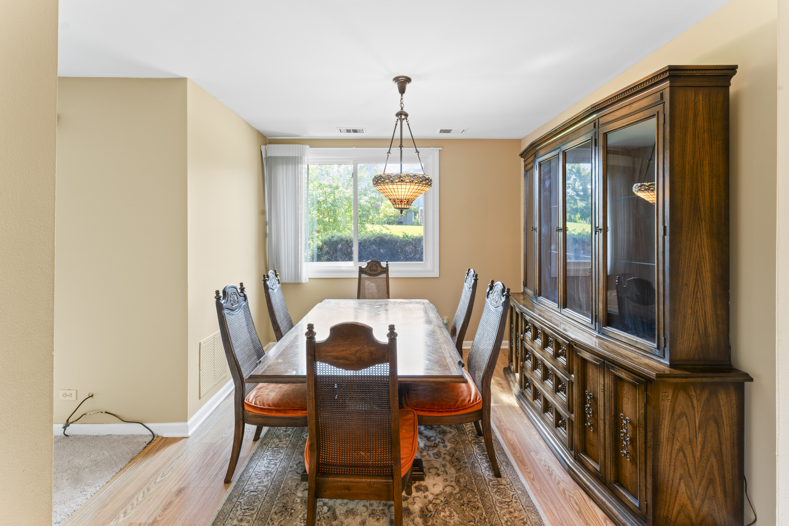440 Raintree Court #1M, Glen Ellyn, IL 60137