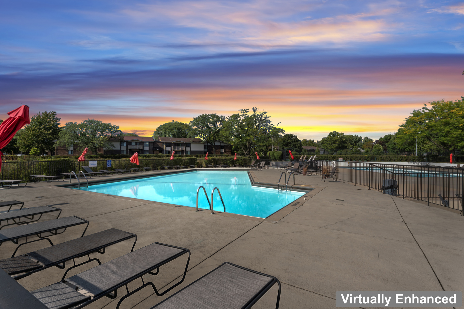 440 Raintree Court #1M, Glen Ellyn, IL 60137