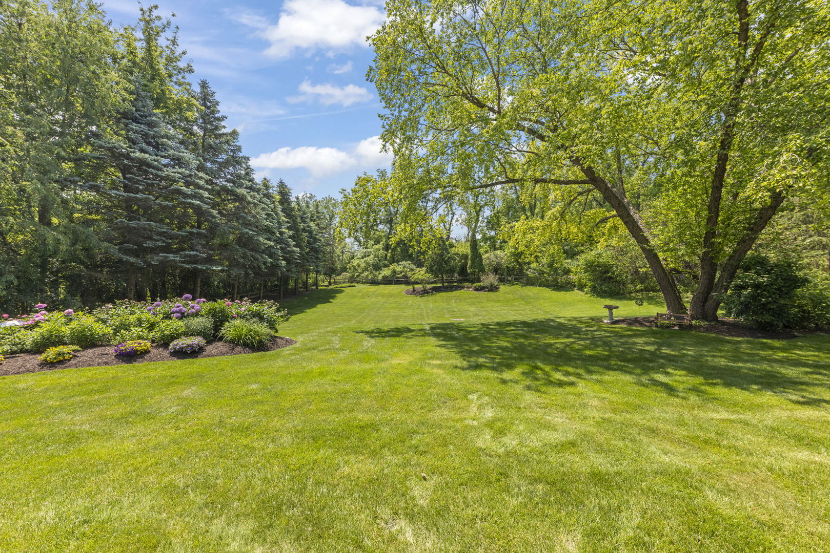 1230 Champion Forest Court, Wheaton, IL 60187