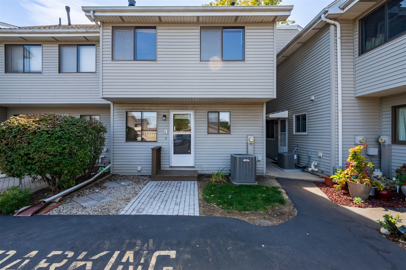 1402 Keller Road #4, Normal, IL 61761