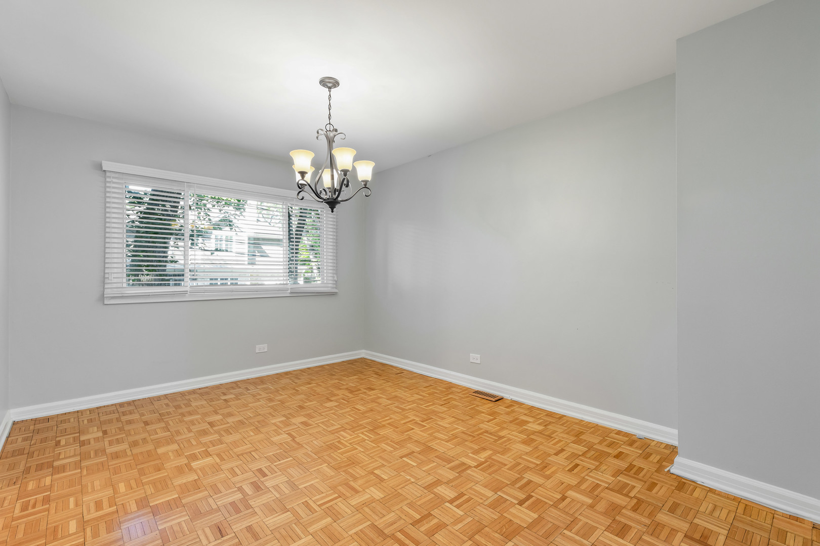 1924 Wilmette Avenue #D, Wilmette, IL 60091