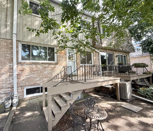 1924 Wilmette Avenue #D, Wilmette, IL 60091