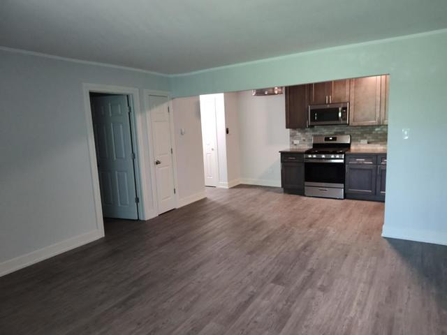 7840 W 103 Street #8, Palos Hills, IL 60465