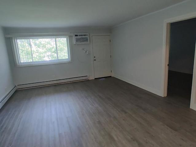 7840 W 103 Street #8, Palos Hills, IL 60465