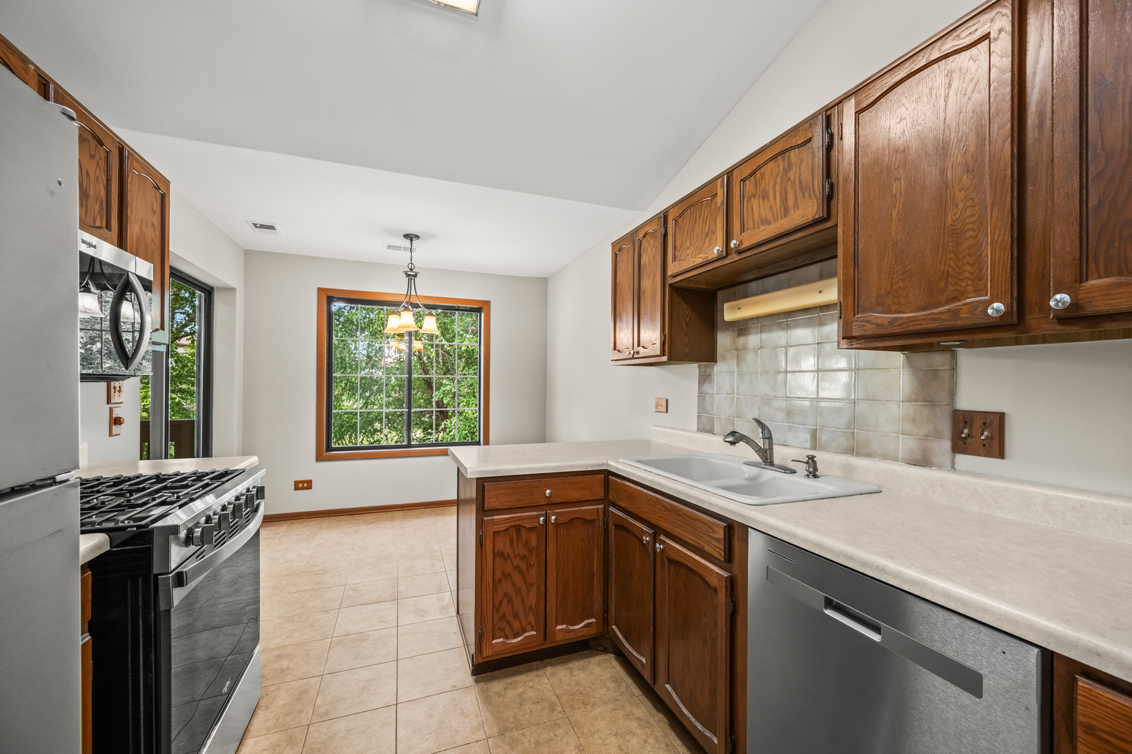 4210 N Mallard Drive #4, Arlington Heights, IL 60004