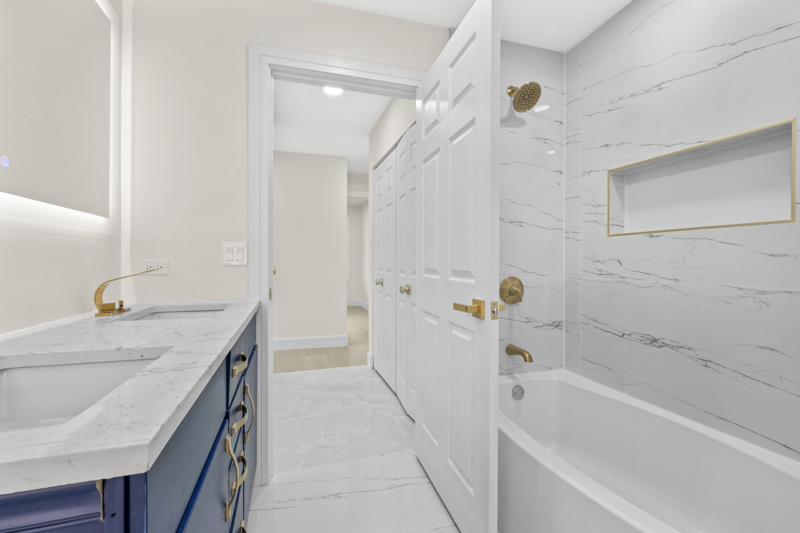3157 N Daniels Court #3157, Arlington Heights, IL 60004