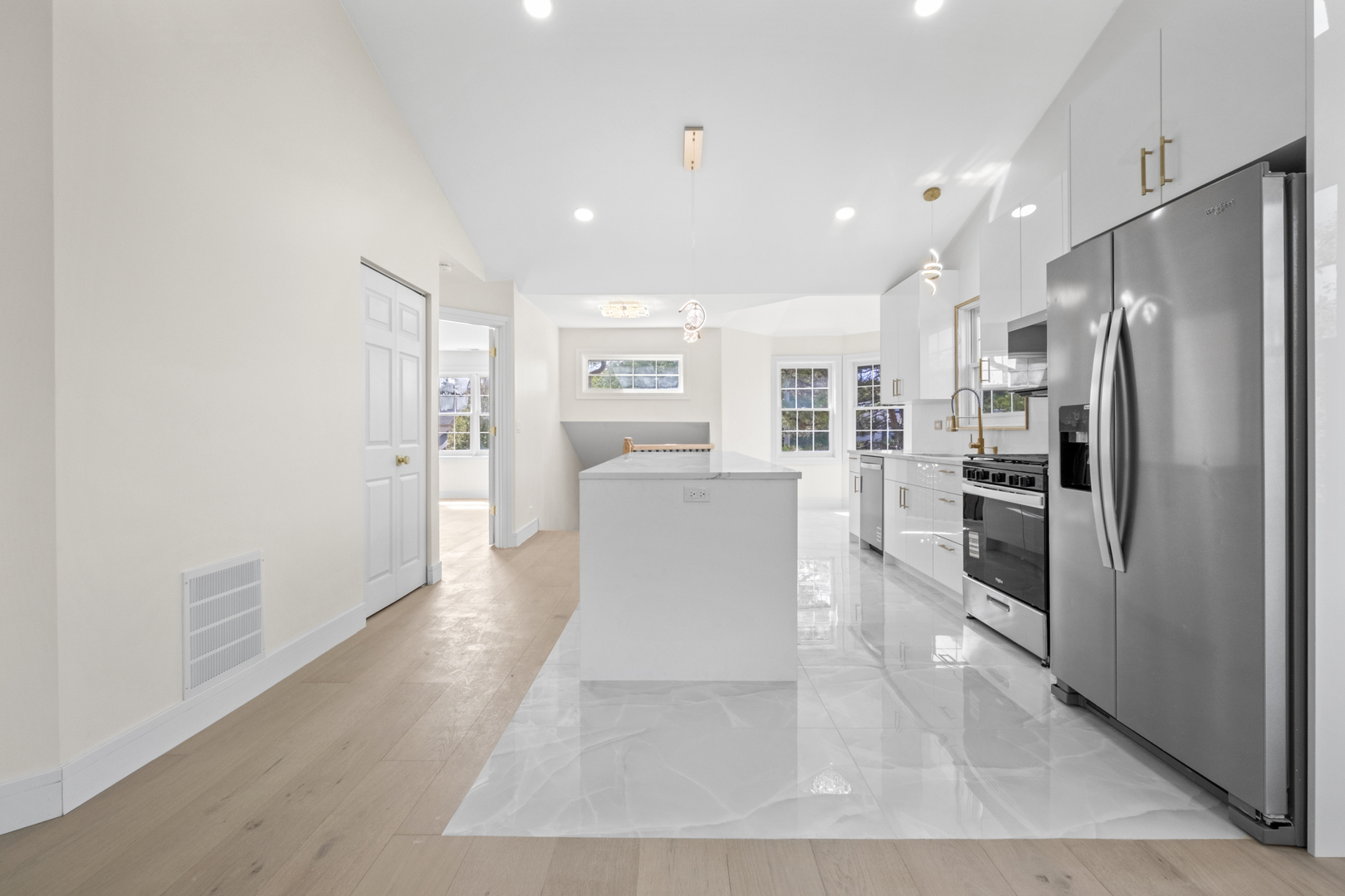 3157 N Daniels Court #3157, Arlington Heights, IL 60004