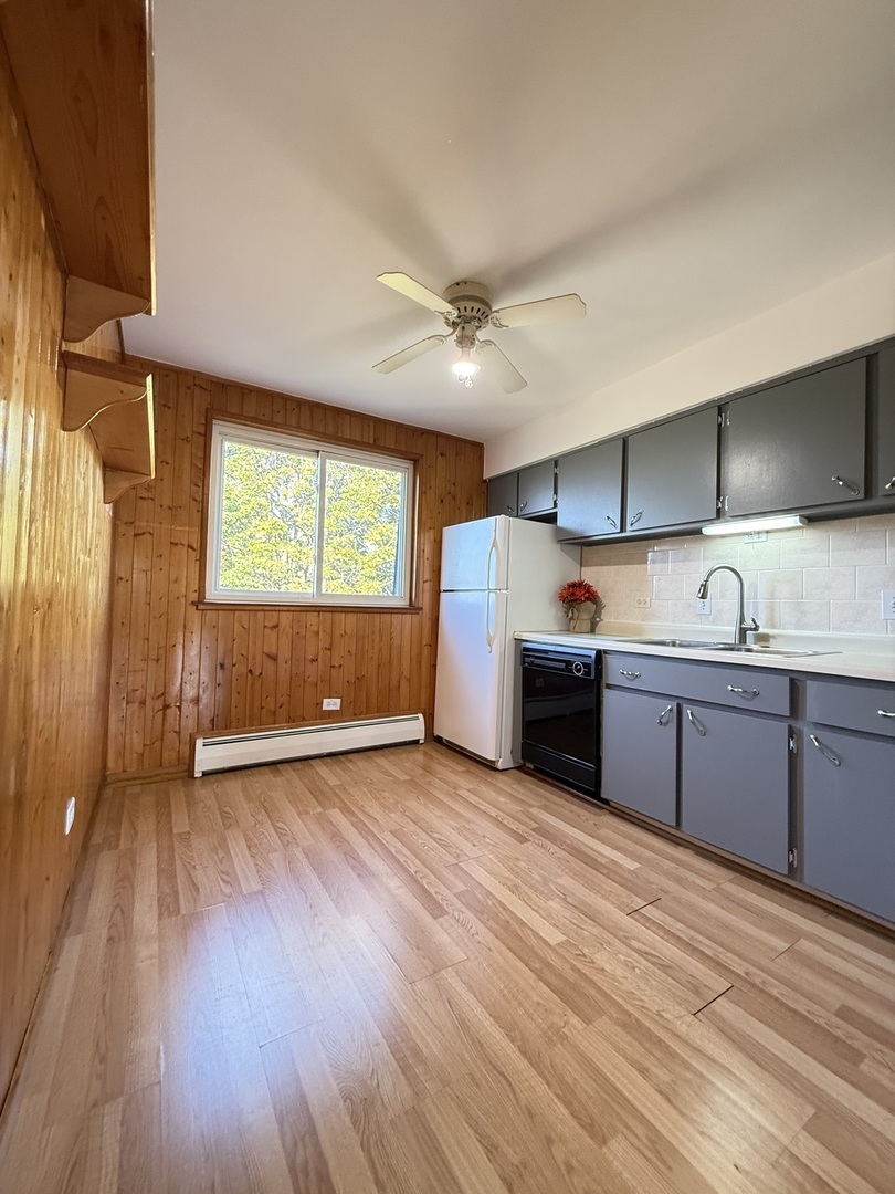 115 Boardwalk Street #2E, Elk Grove Village, IL 60007