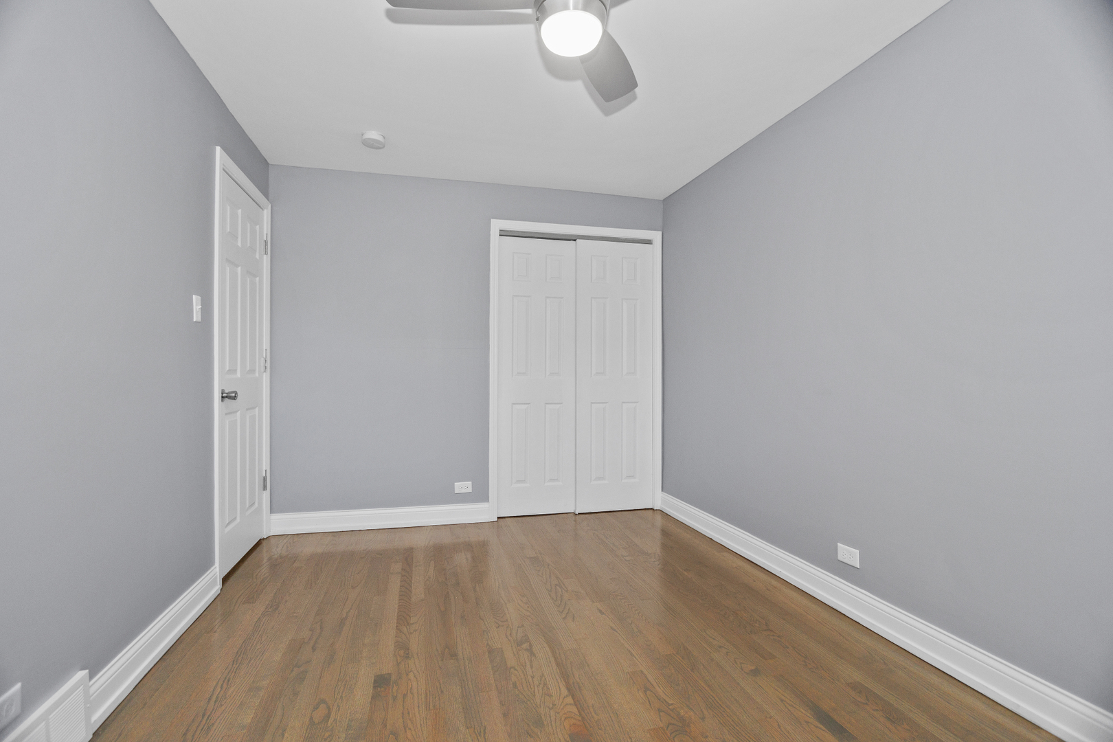 7709 S Champlain Avenue, Chicago, IL 60619