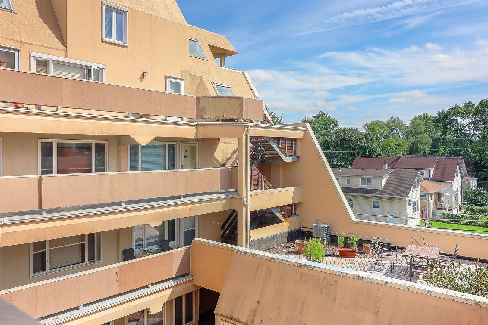 6337 Roosevelt Road #309, Berwyn, IL 60402