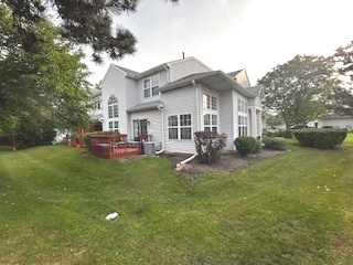 112 S Barton Trail #112, Batavia, IL 60510
