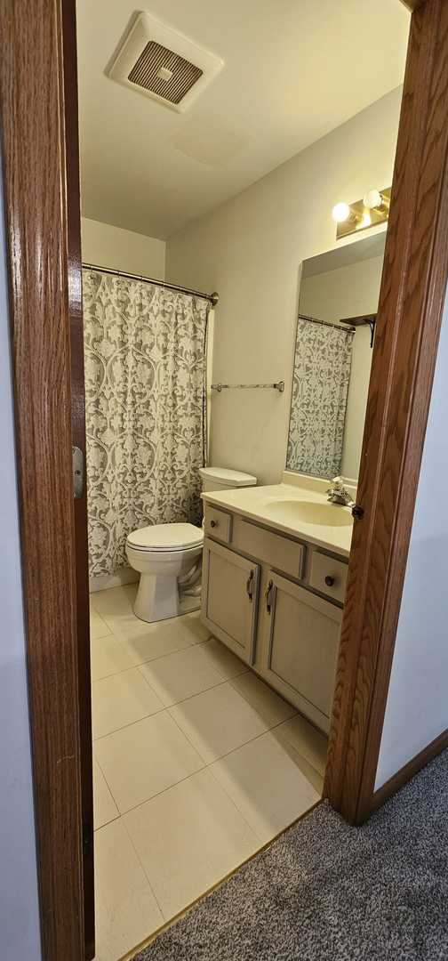 112 S Barton Trail #112, Batavia, IL 60510