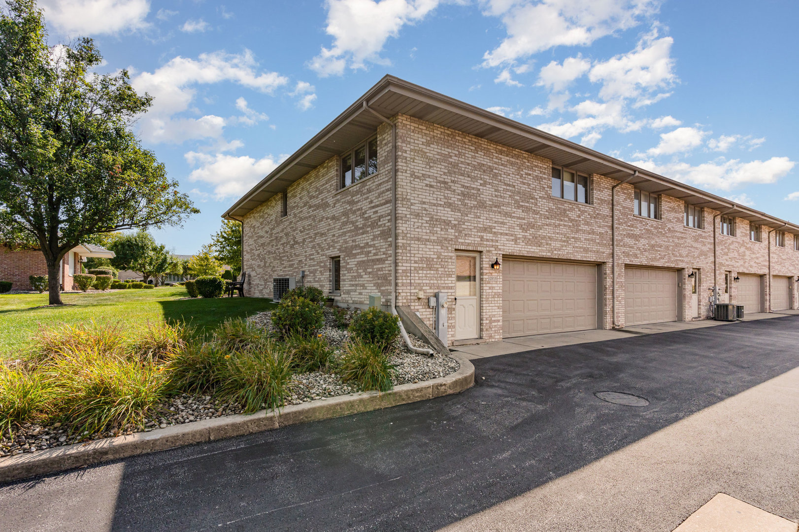 10958 New Mexico Court #166, Orland Park, IL 60467