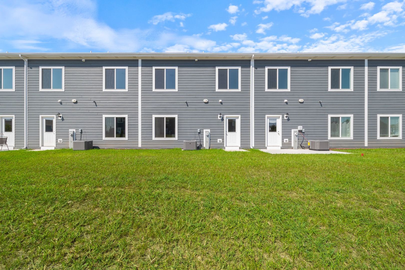 1214 Gillespie Lane, Yorkville, IL 60560