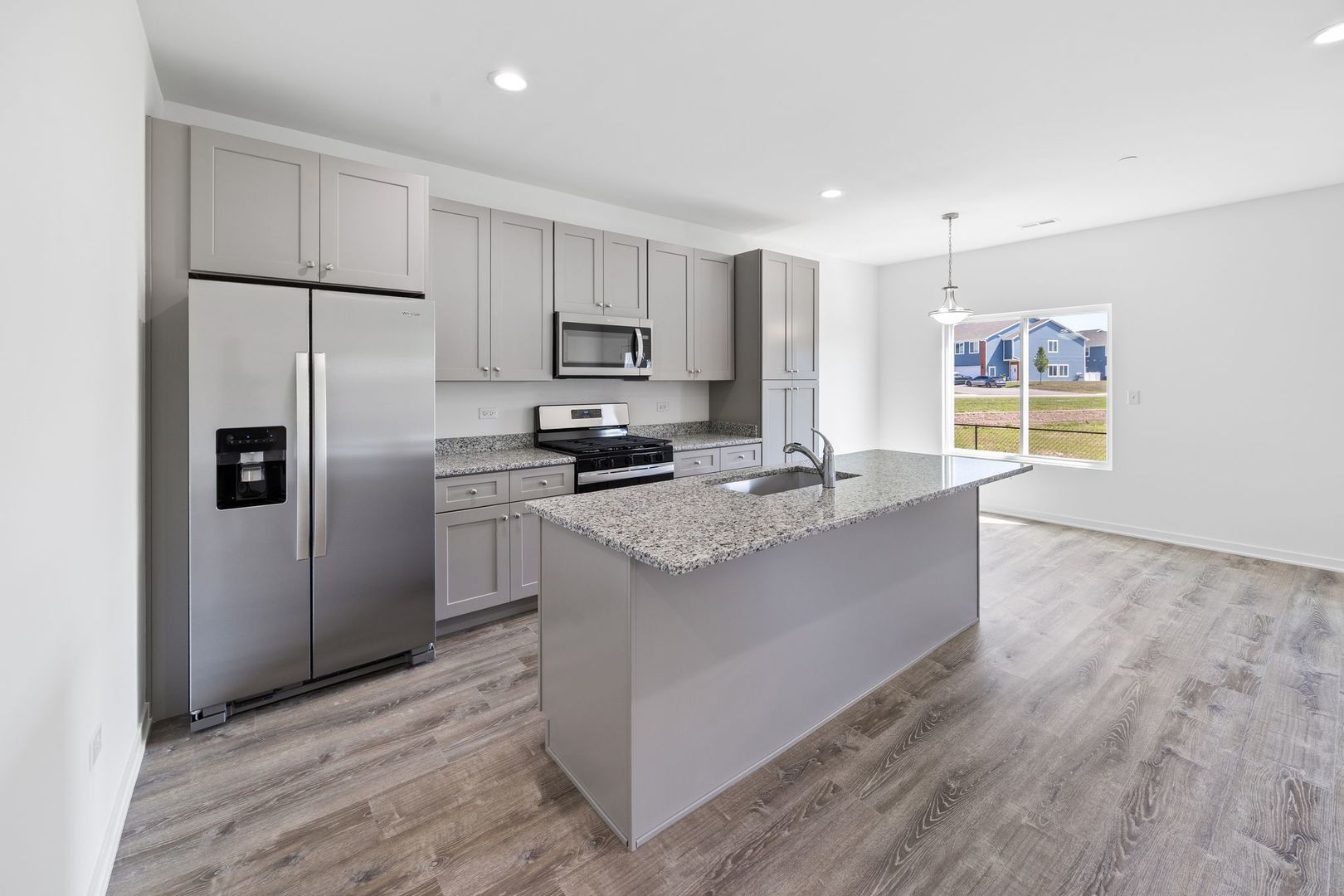 1232 Gillespie Lane, Yorkville, IL 60560