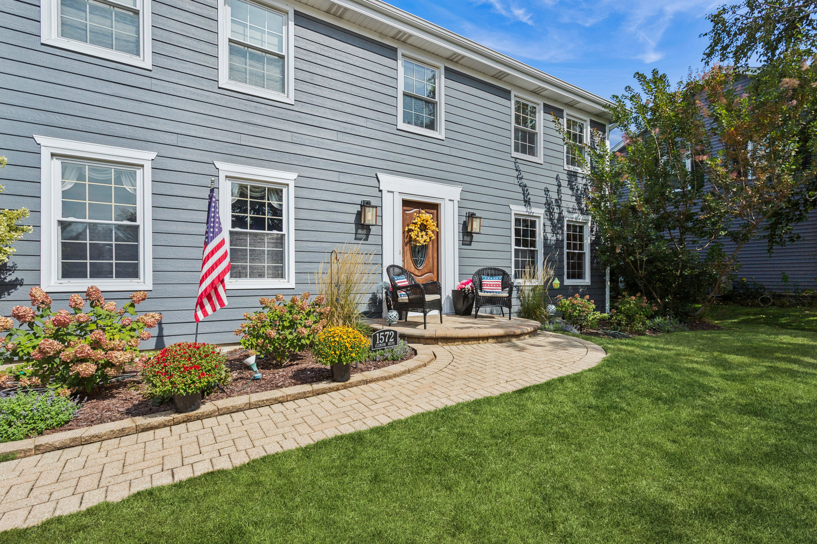 1572 Clemson Drive, Naperville, IL 60565