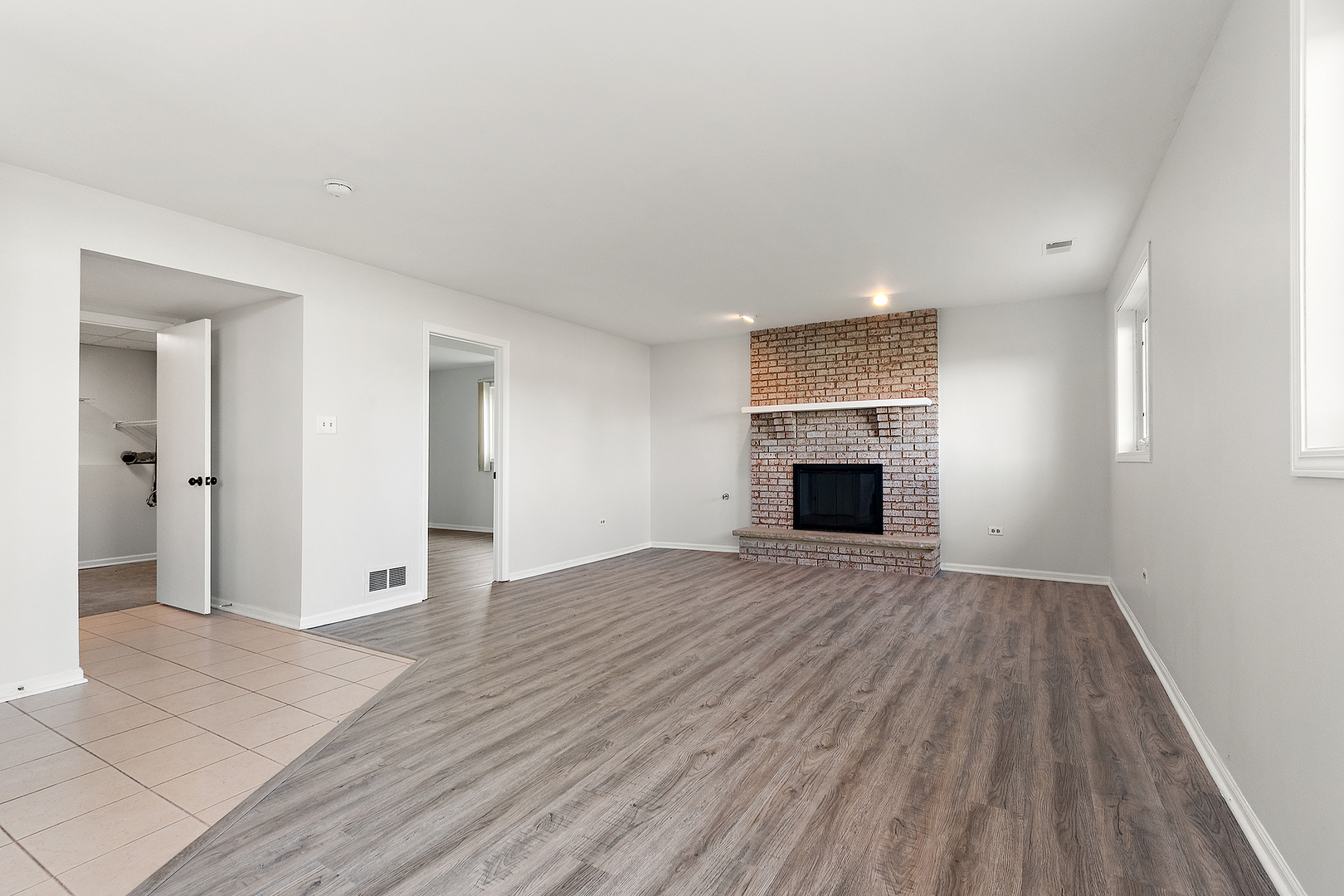 17389 Highwood Drive, Orland Park, IL 60467
