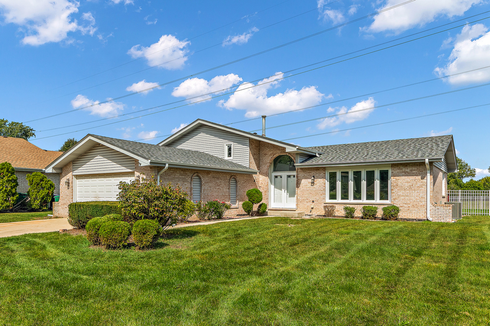 17389 Highwood Drive, Orland Park, IL 60467