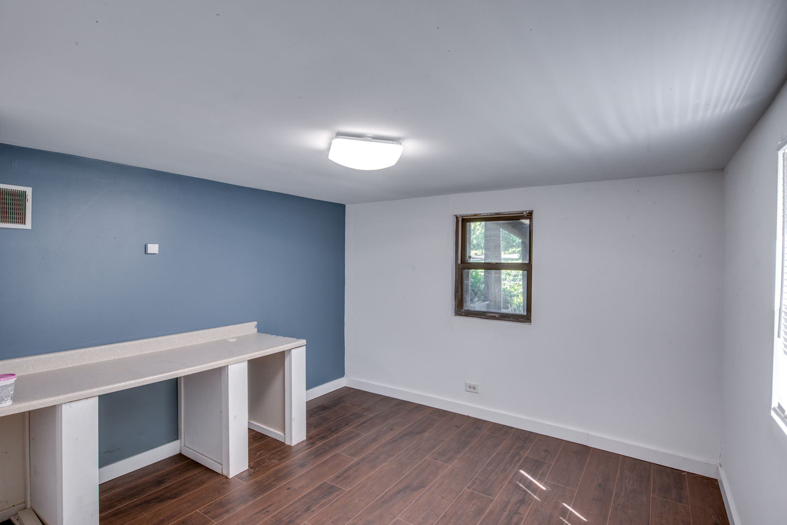 830 Porter Street, Joliet, IL 60432