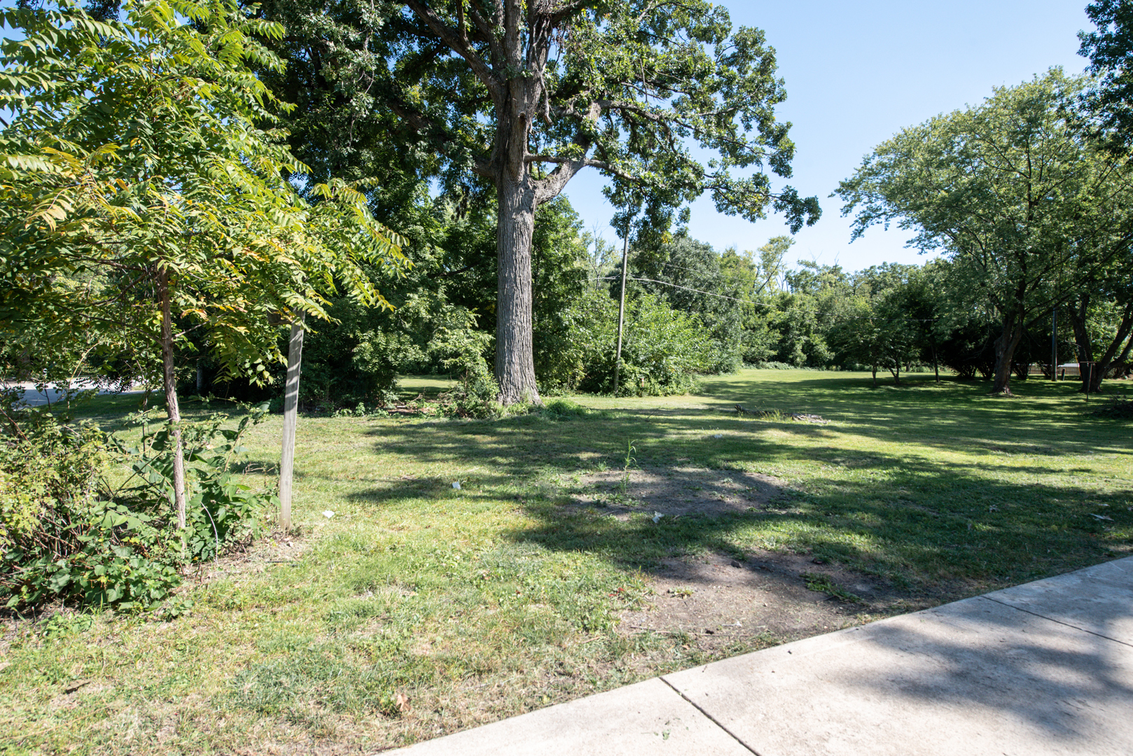 830 Porter Street, Joliet, IL 60432
