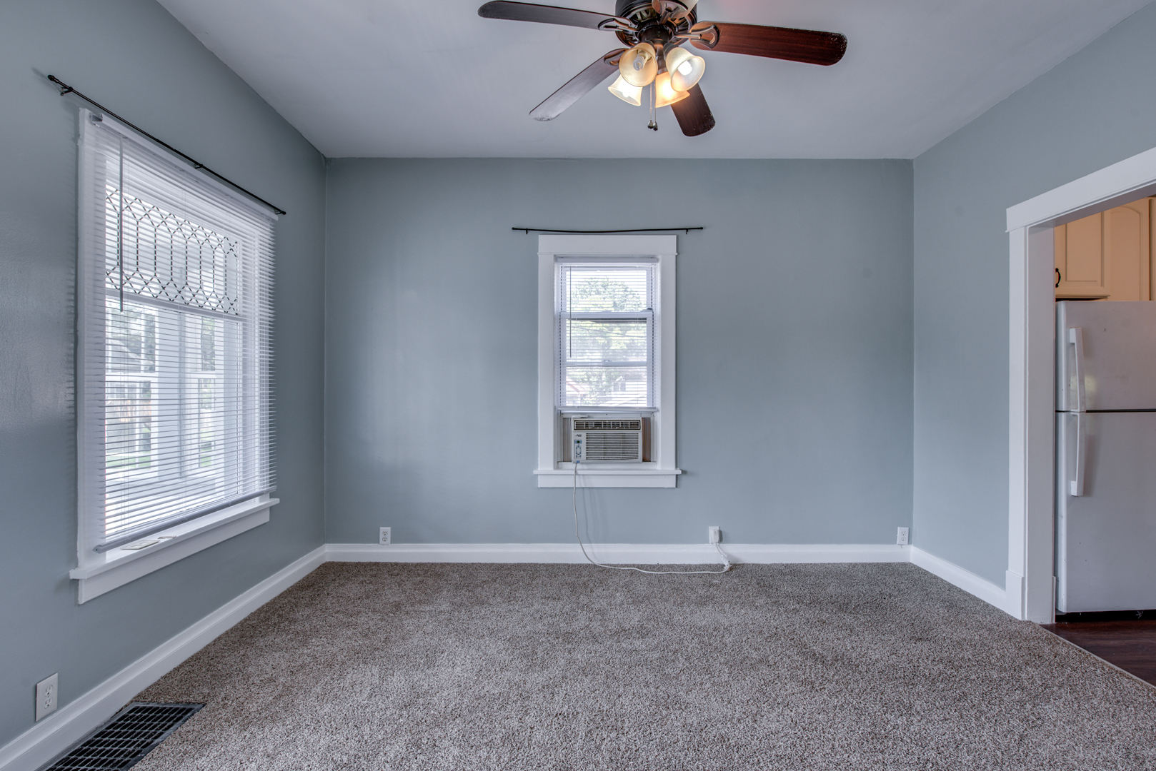 830 Porter Street, Joliet, IL 60432